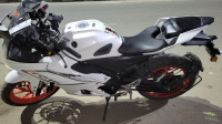 Yamaha R15 V4