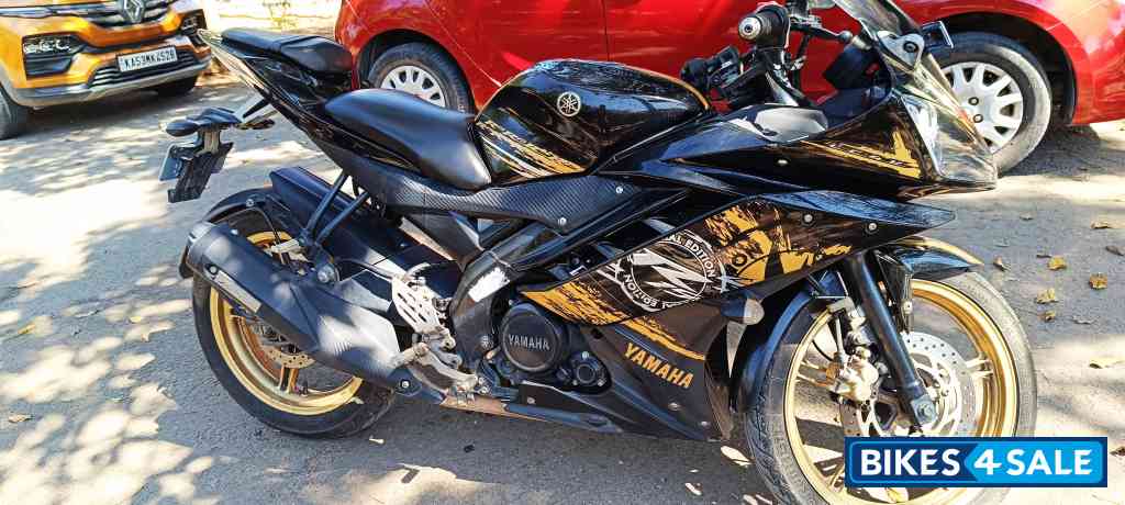 Black Gold Yamaha YZF R15 V2