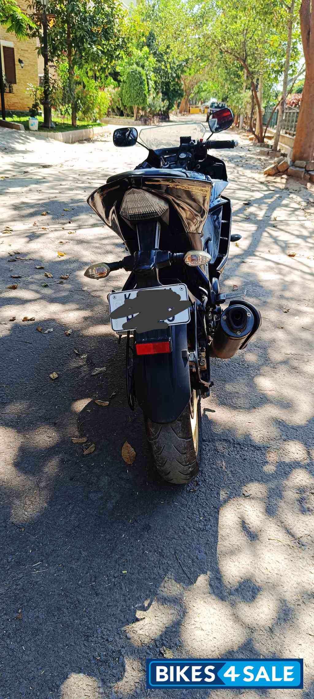 Black Gold Yamaha YZF R15 V2