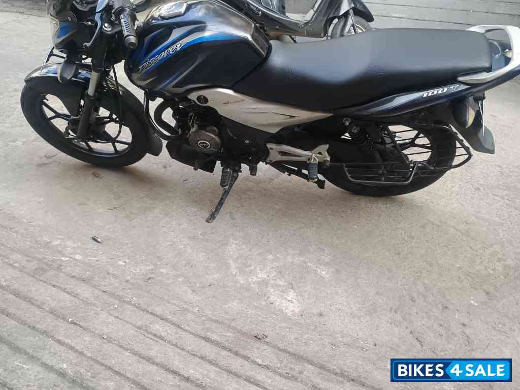 Bajaj Discover 100T