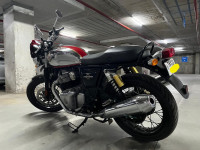 Chrome Royal Enfield 2023 Interceptor 650