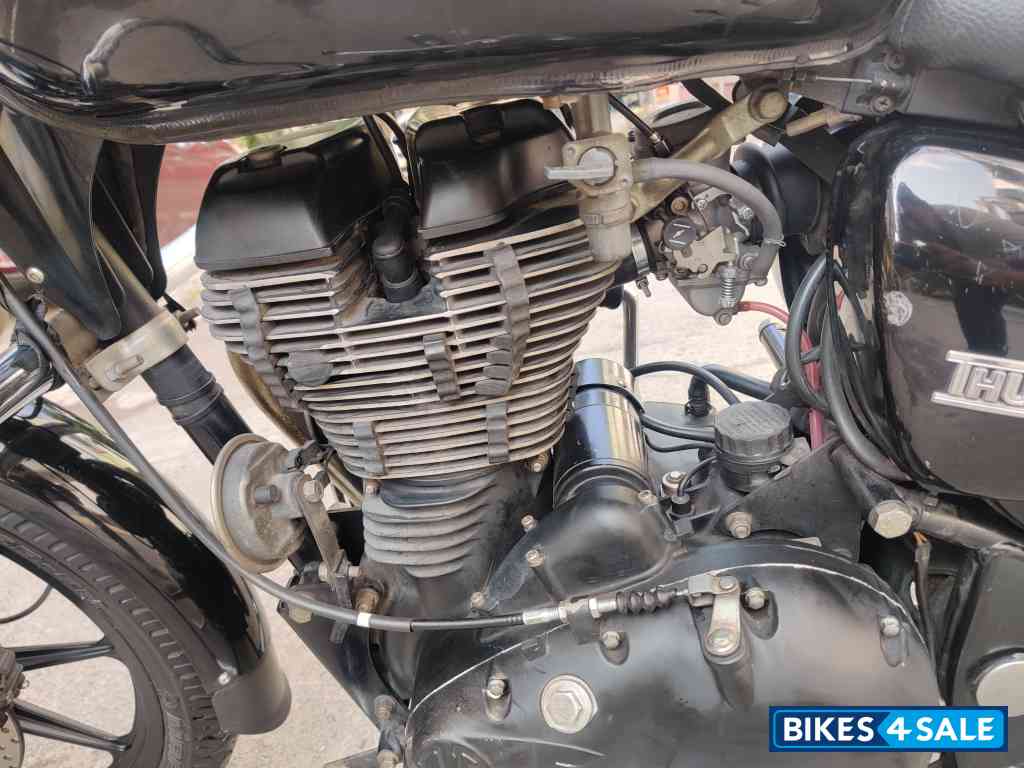 Black Royal Enfield Thunderbird TwinSpark 350