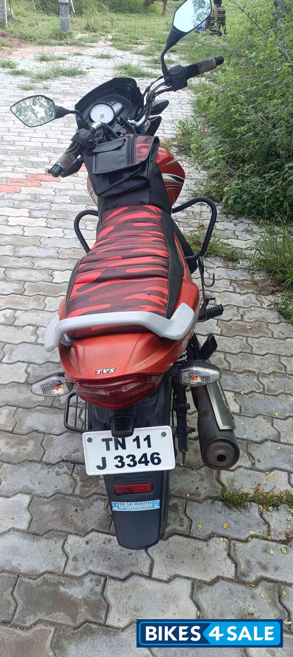 Red TVS Star City Plus