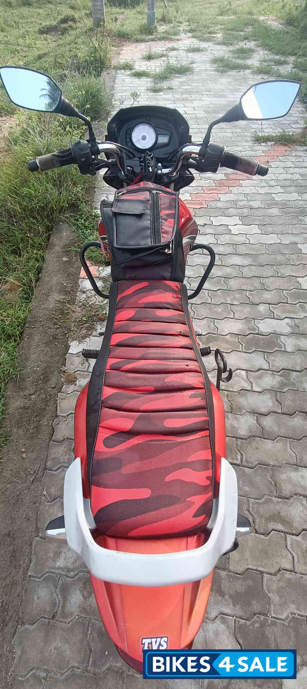 Red TVS Star City Plus