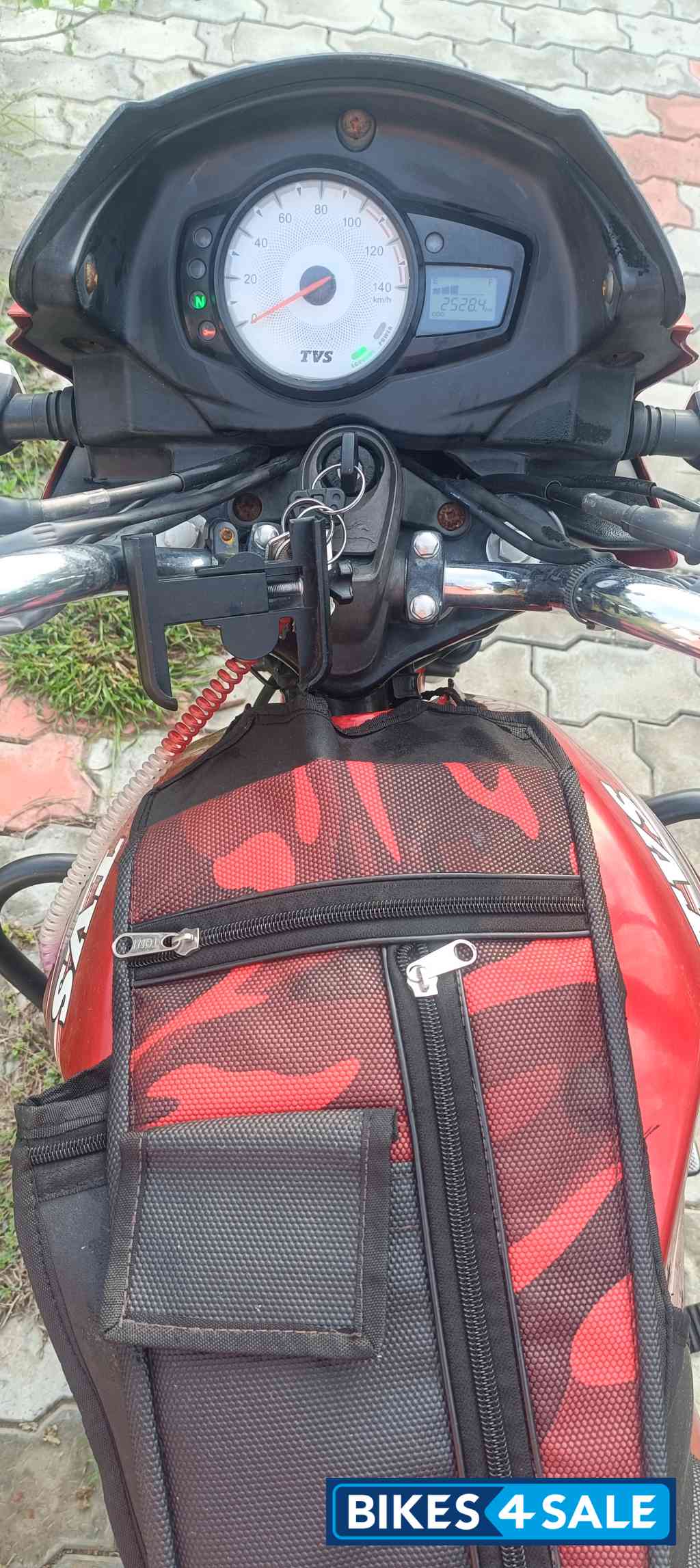 Red TVS Star City Plus