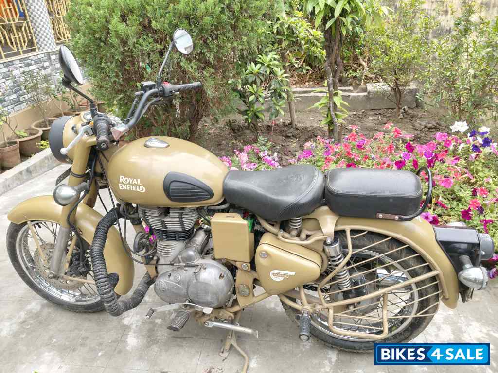 Military Royal Enfield Classic 500