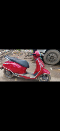 Bajaj Chetak Premium