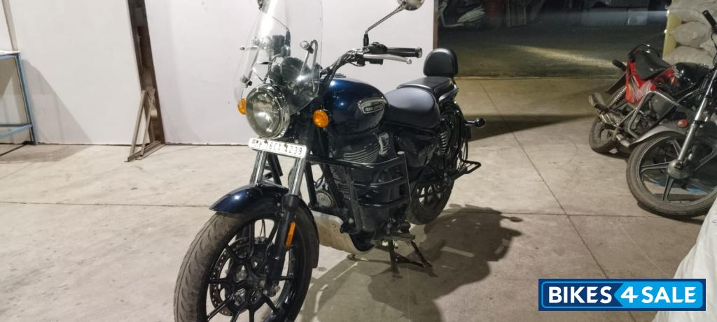 Steller Blue Royal Enfield Meteor 350