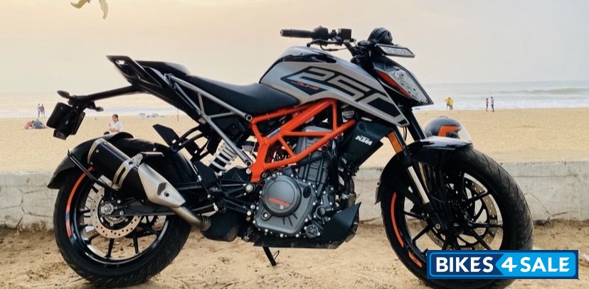 KTM Duke 250 2022