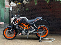 White KTM Duke 390
