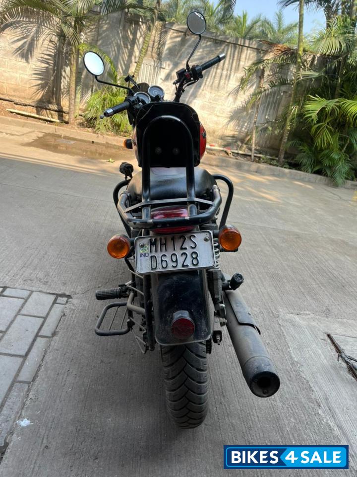 Red Royal Enfield Thunderbird X 350