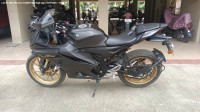 Dark Knight Yamaha R15 V4
