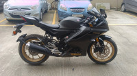 Dark Knight Yamaha R15 V4