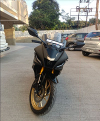Dark Knight Yamaha R15 V4