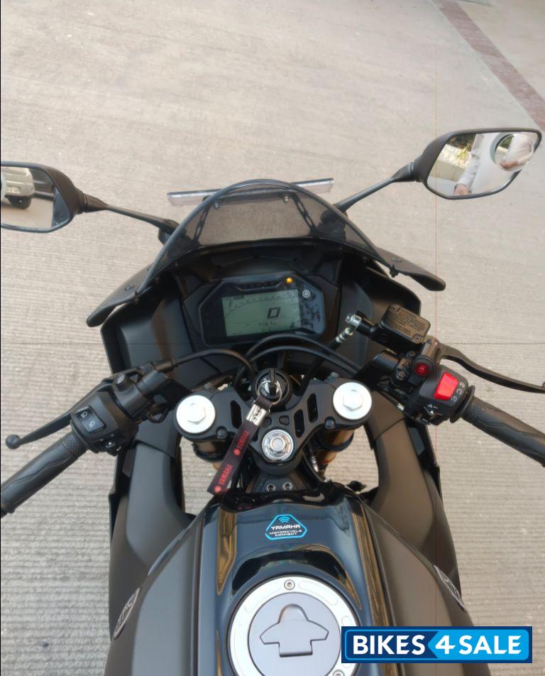 Dark Knight Yamaha R15 V4