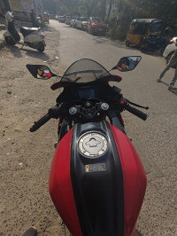 Metallic Red Yamaha R15 V4