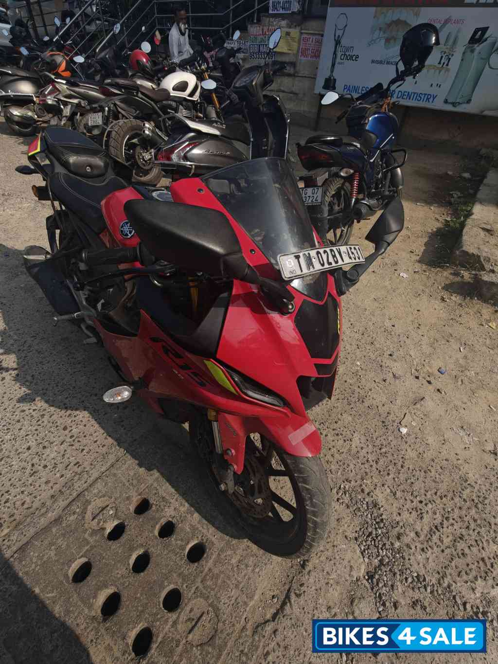 Metallic Red Yamaha R15 V4 Metallic Red Yamaha R15 V4