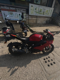 Metallic Red Yamaha R15 V4