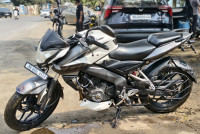 Bajaj Pulsar NS200