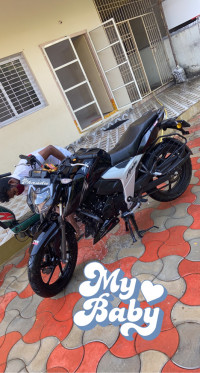 TVS Apache RTR 160 4V