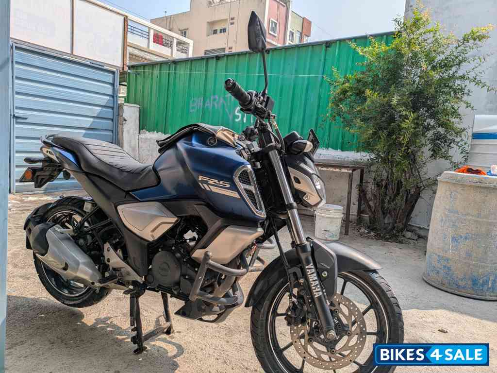 Dark Matte Blue Yamaha FZ-S FI V3 BS6