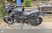 Black Bajaj Pulsar N150