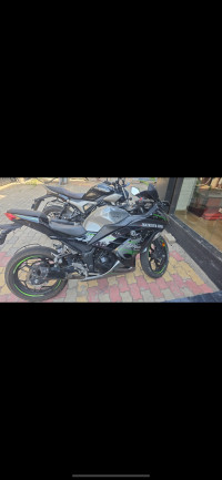 Kawasaki Ninja 300 BS6