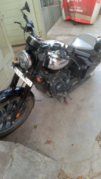 Jawa 42 Bobber Black Mirror