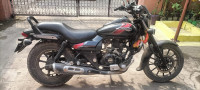 Matte Black Bajaj Avenger Street 220