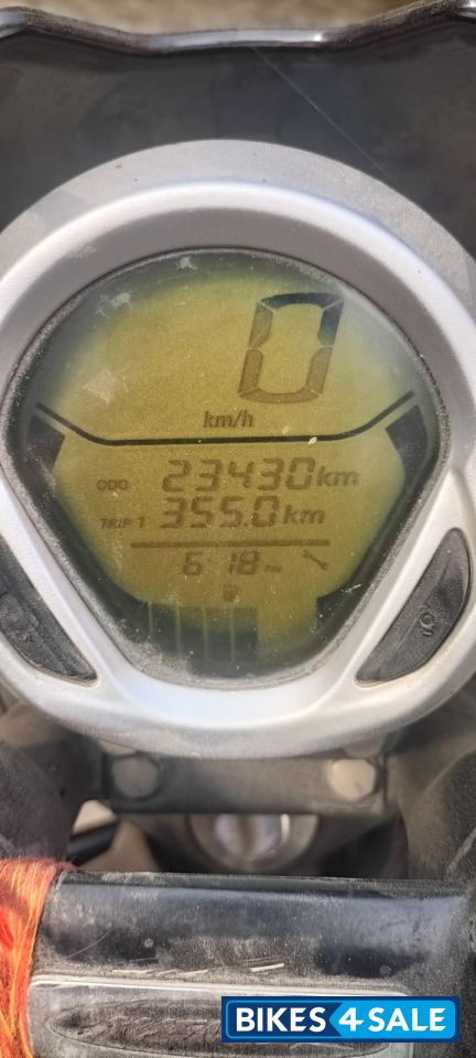 Matte Black Bajaj Avenger Street 220