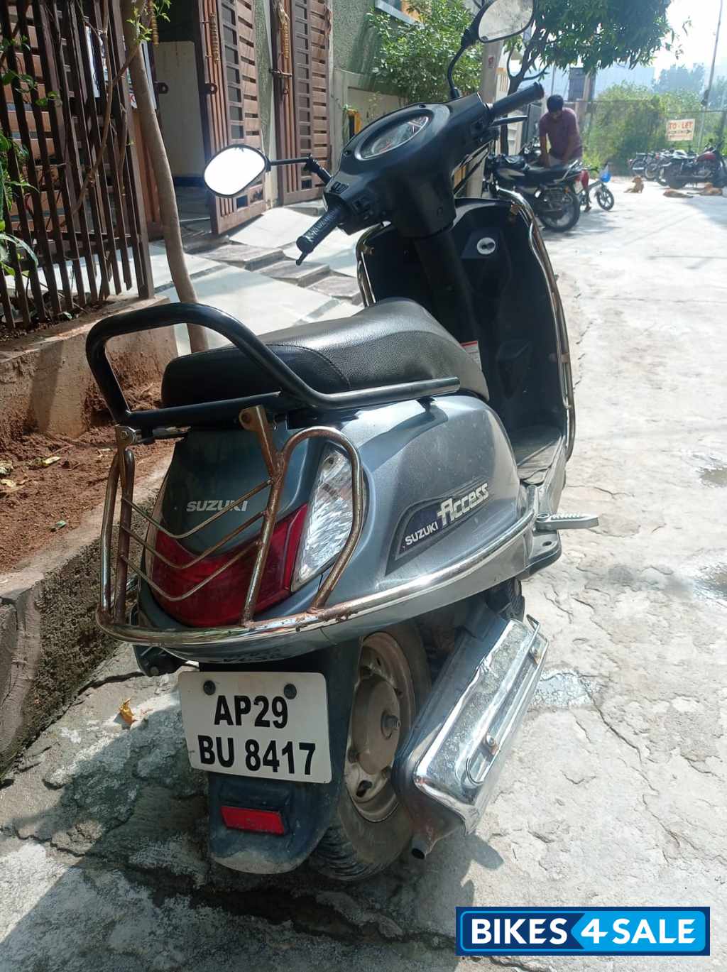 Gray Suzuki Access 125