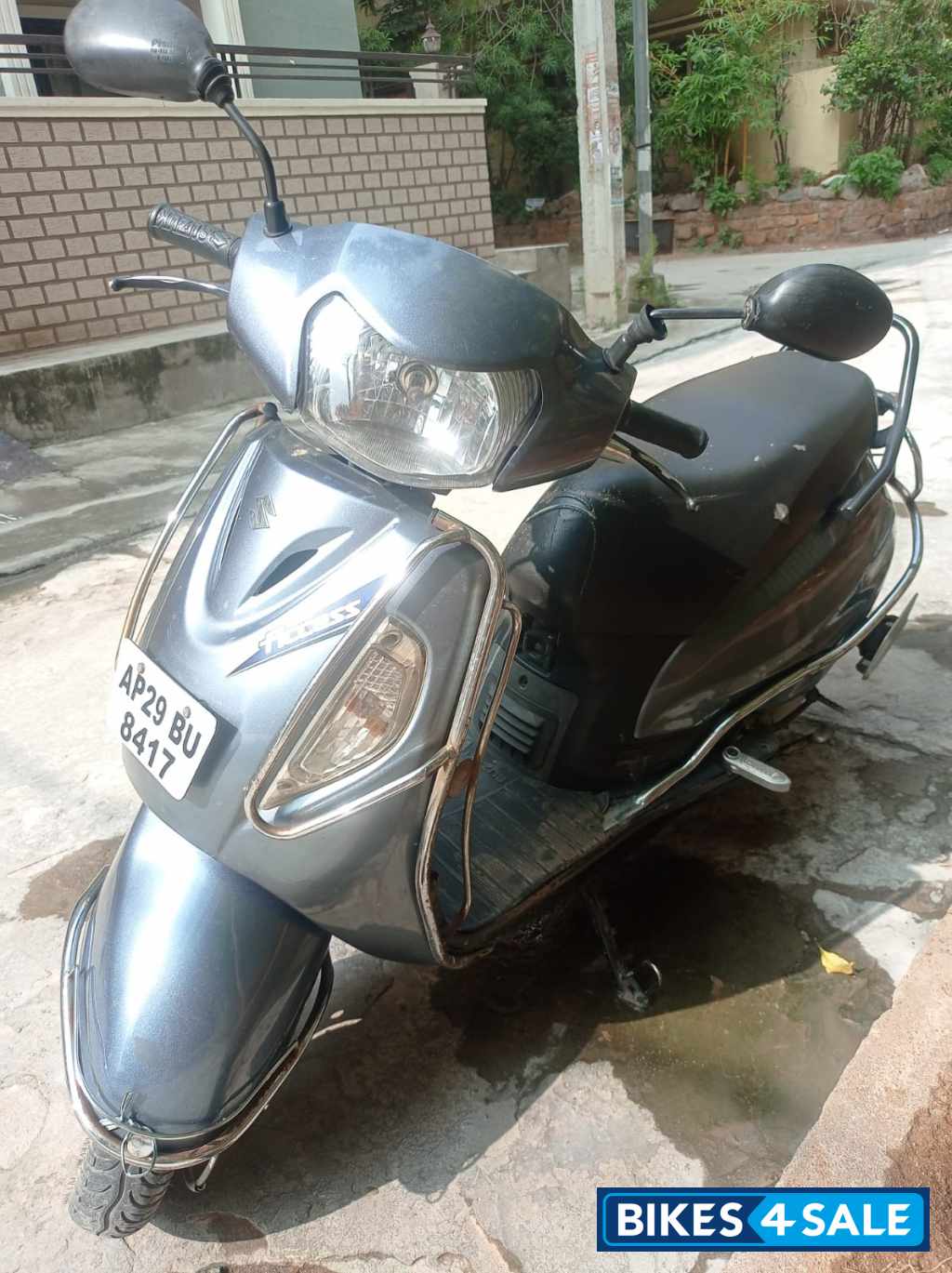 Gray Suzuki Access 125