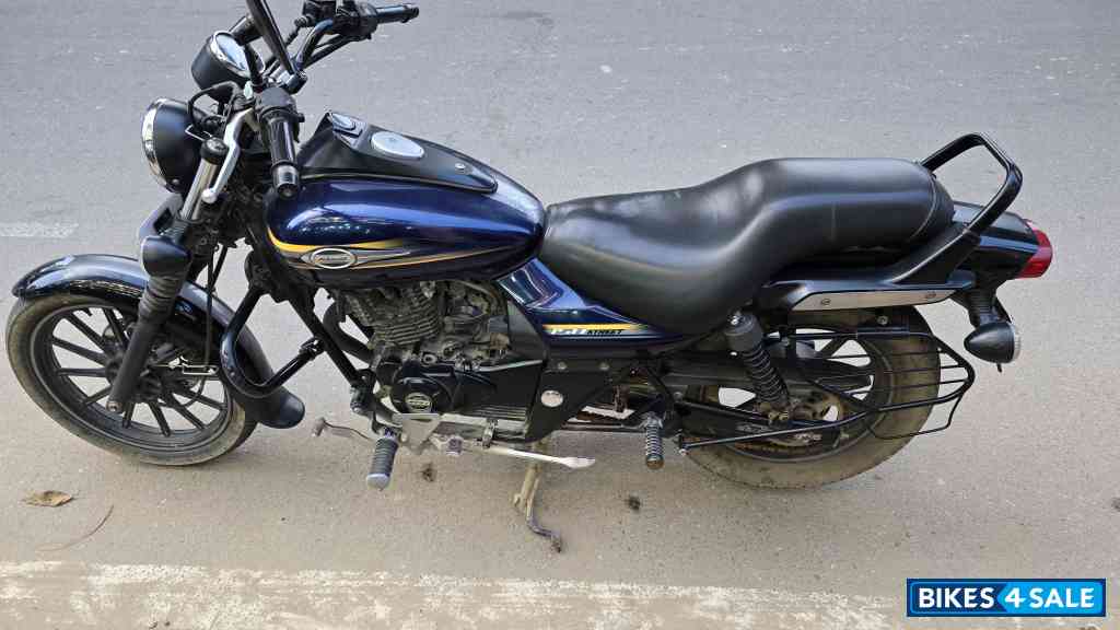 Bajaj Avenger Street 150
