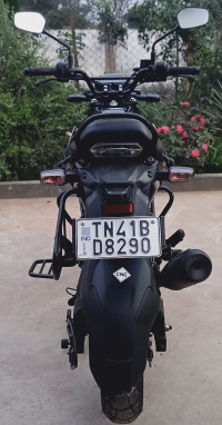 Black Silver Dual Tone Bajaj Freedom 125 NG04 Disc LED