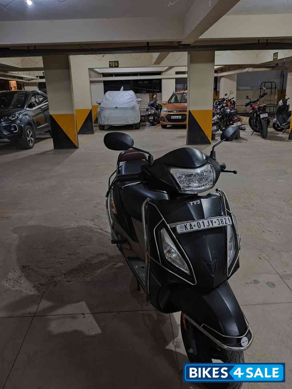 Matte Black TVS Jupiter ZX SmartXonnect