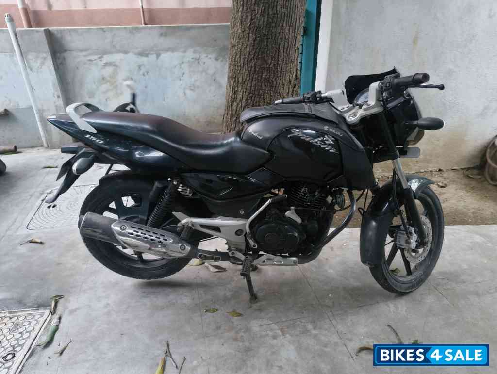 Bajaj Pulsar 150