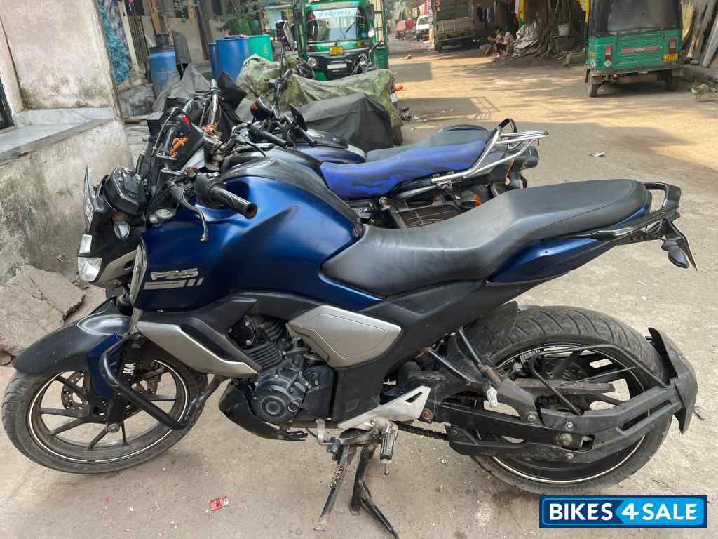 Mat Dark Purplish Bl Yamaha FZ-S FI V3