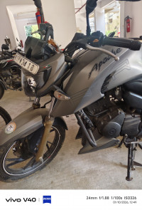 TVS Apache RTR 200 4V