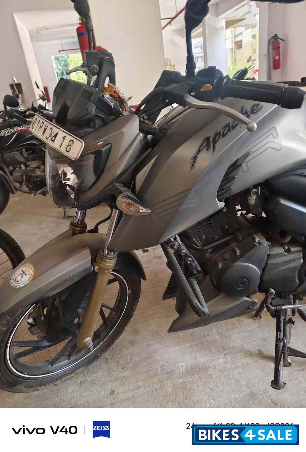 TVS Apache RTR 200 4V