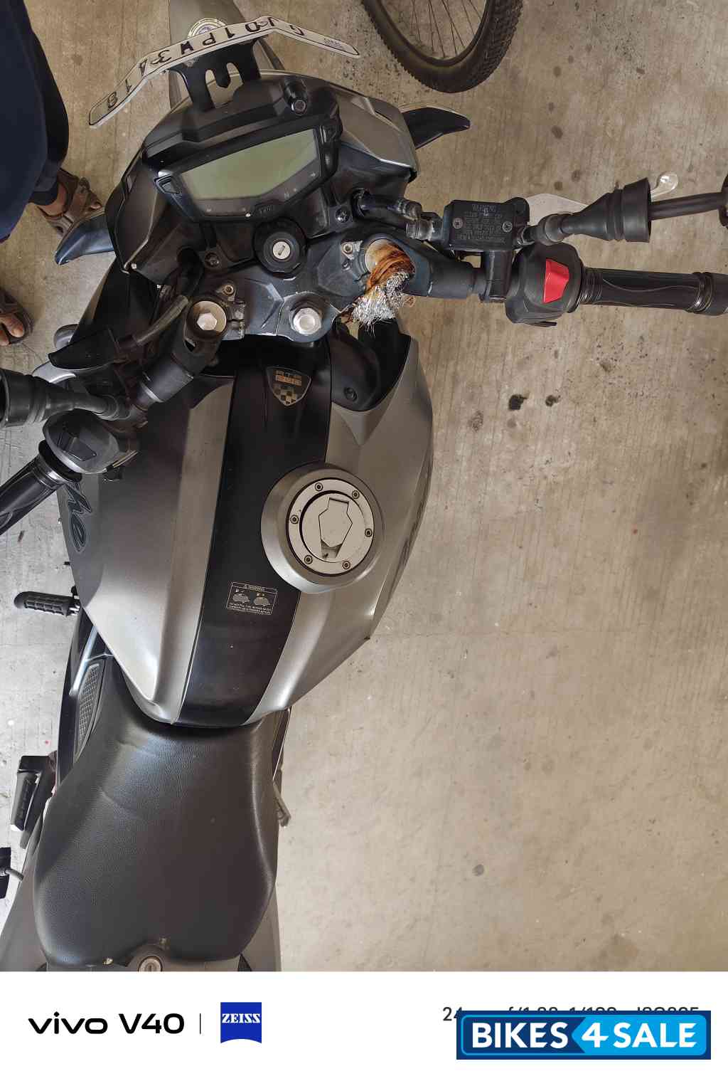 TVS Apache RTR 200 4V