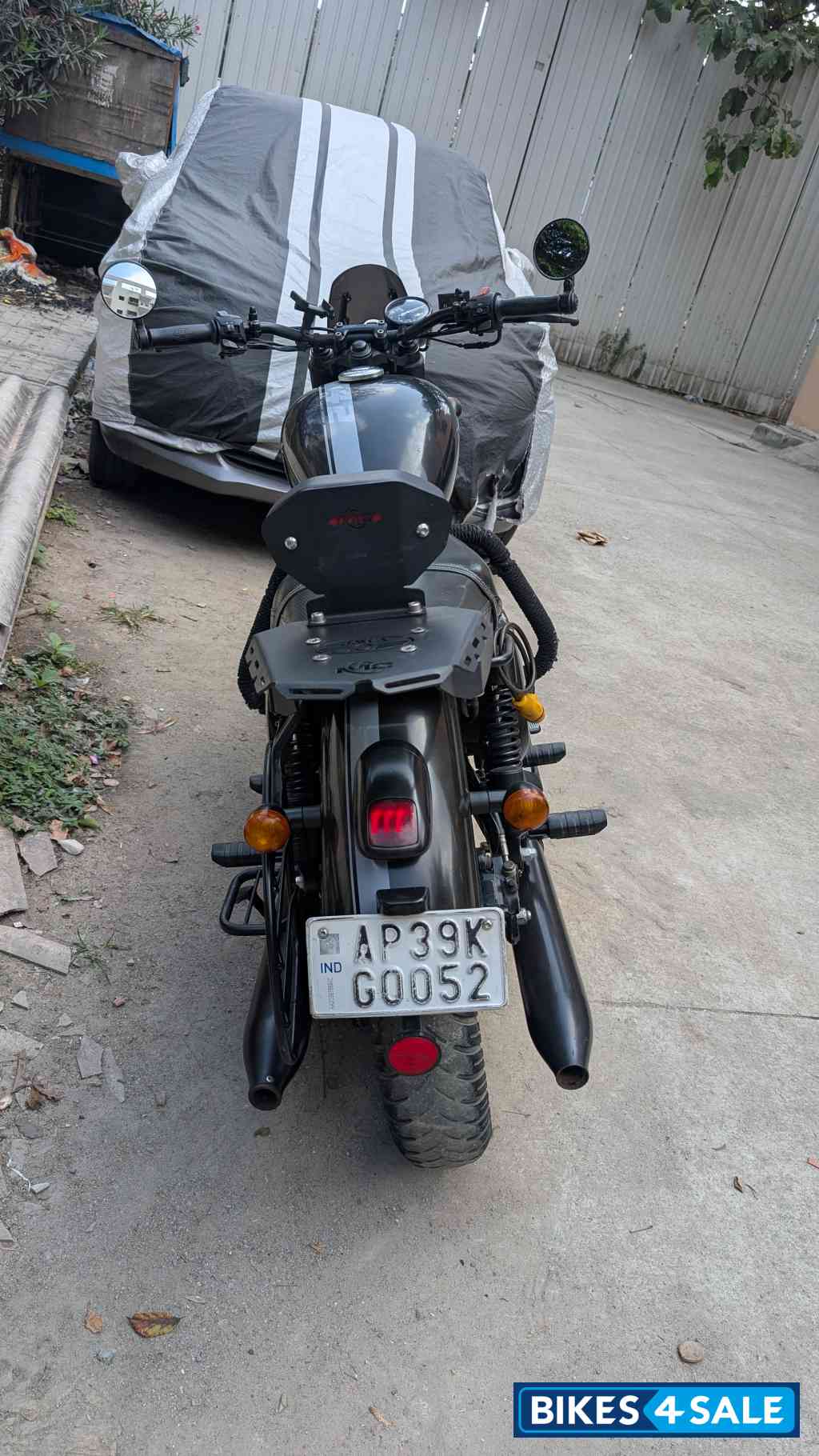 Jawa 42 Dual Channel ABS AllStar Black