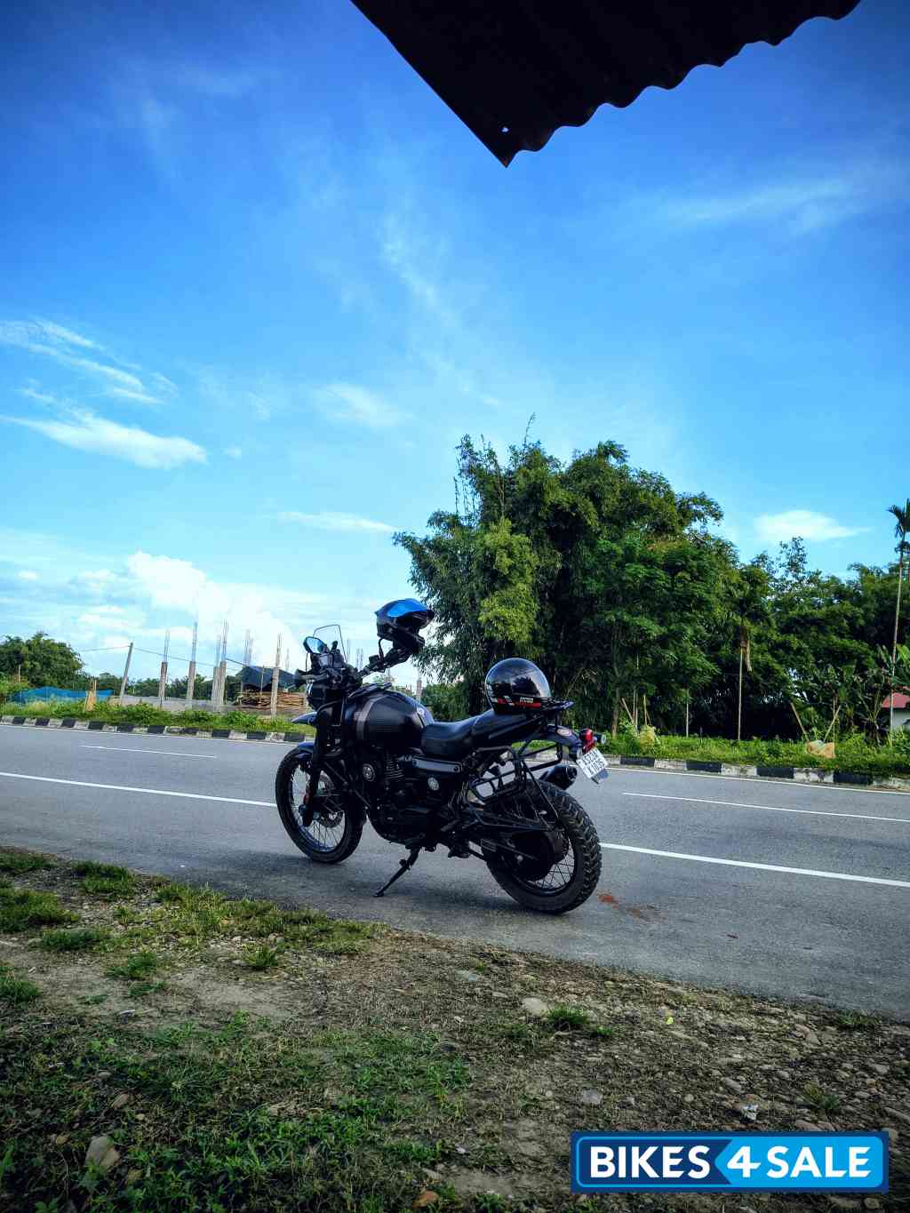 Black Mamba Yezdi Adventure Matte 2024