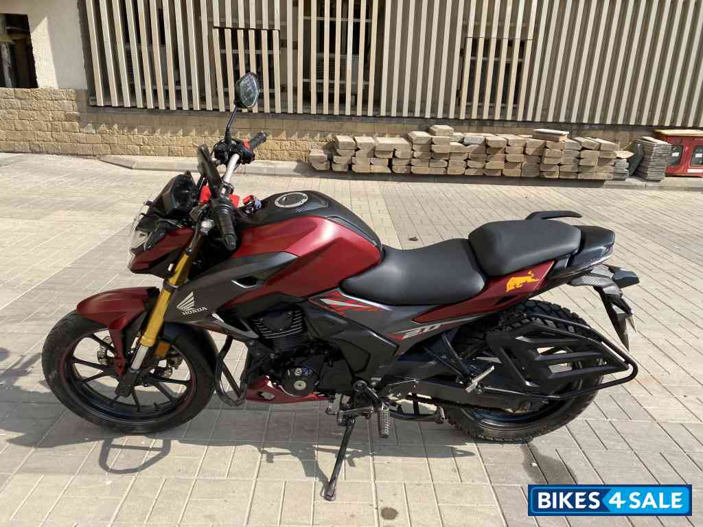 Magma Red Honda Hornet 2.0