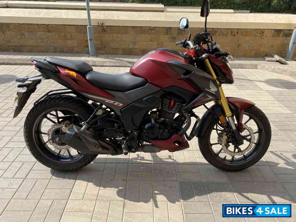 Magma Red Honda Hornet 2.0