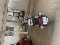 Bajaj Avenger Cruise 220