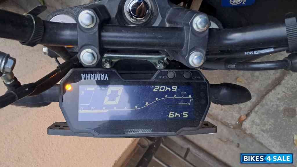 Yamaha FZ-S FI Ver 4.0 DLX