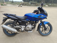 Blue Bajaj Pulsar 220F