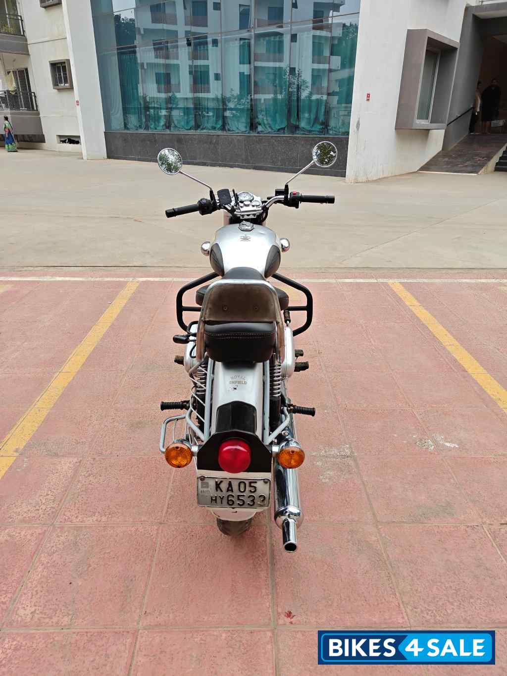 Silver Royal Enfield Classic 350