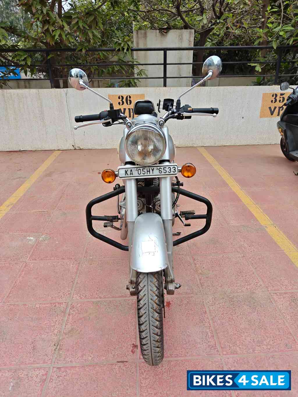 Silver Royal Enfield Classic 350