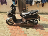 Black And Grey Vida V1 Plus